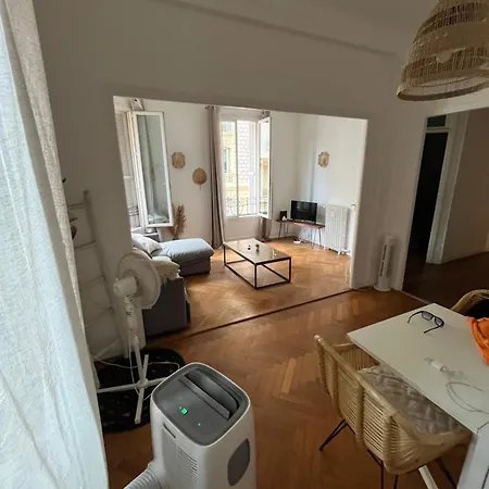 Luxueux Quartier Musiciens Apartment Nizza