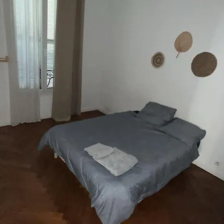Luxueux Quartier Musiciens Apartment